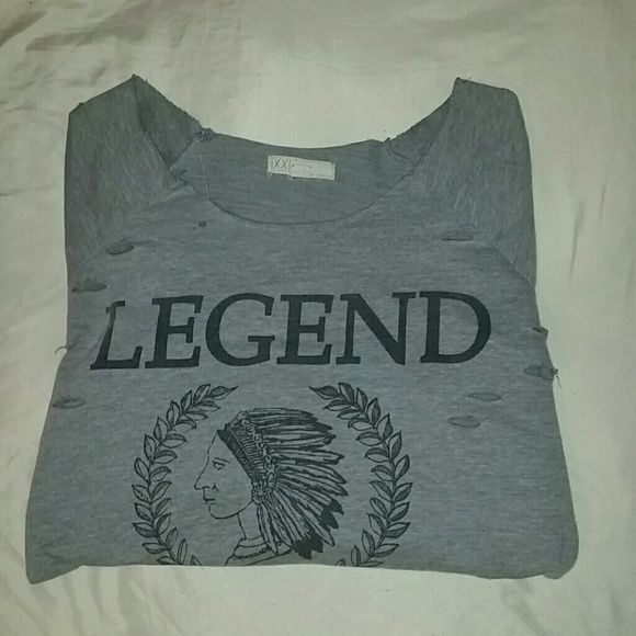 Distressed long-sleeved top - Picture 1 of 4